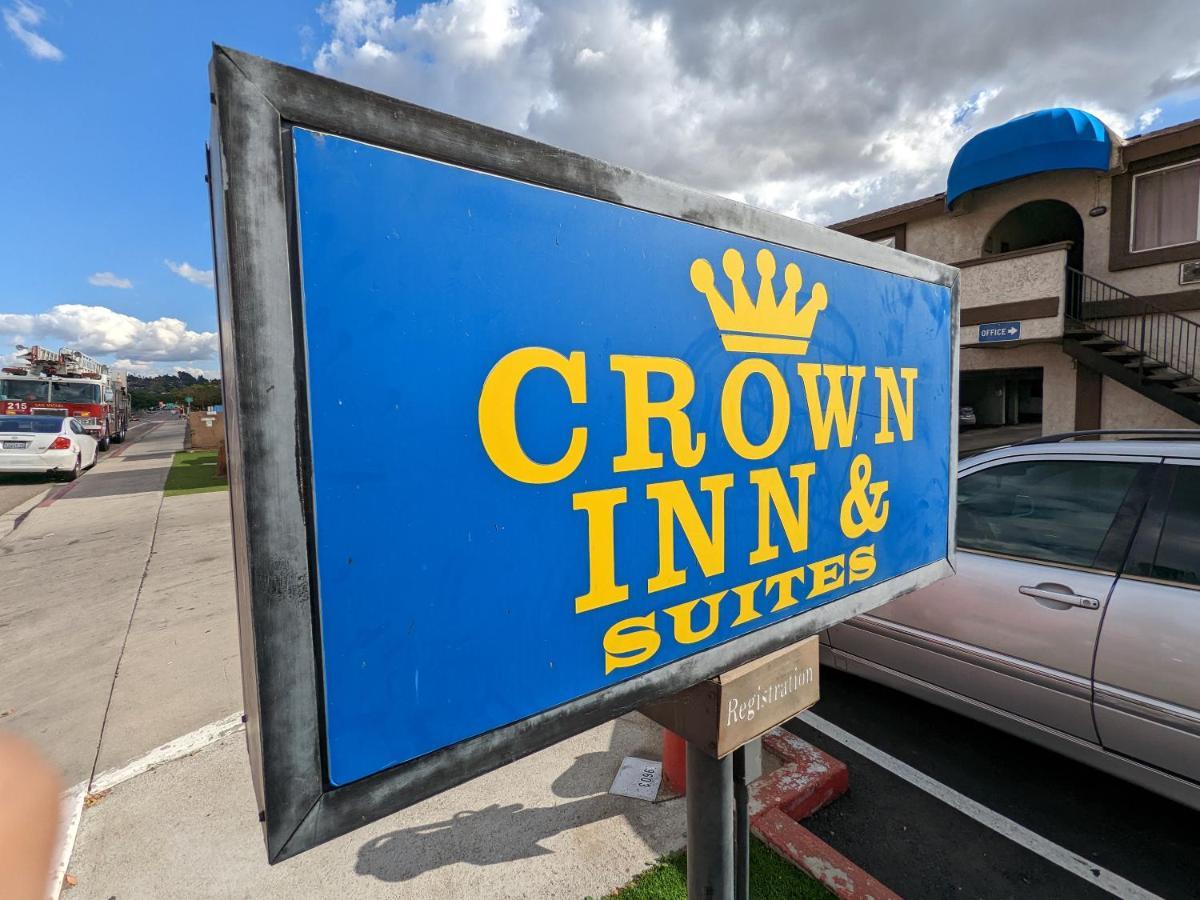 Crown Inn & Suites Spring Valley  ภายนอก รูปภาพ